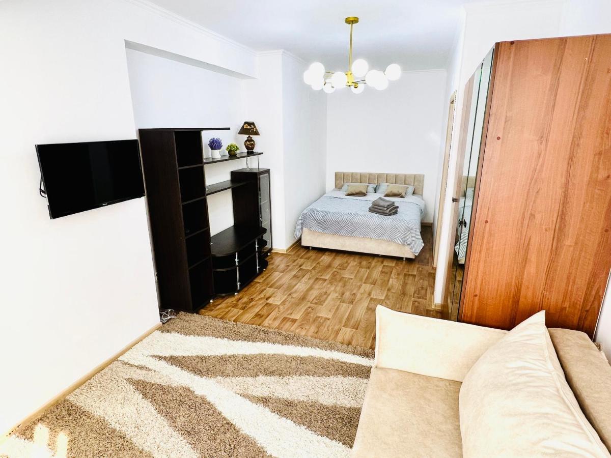 Evita Apartment Bishkek Exterior photo