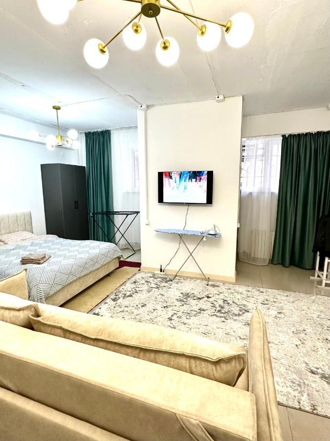 Evita Apartment Bishkek Exterior photo
