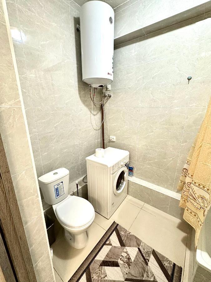 Evita Apartment Bishkek Exterior photo